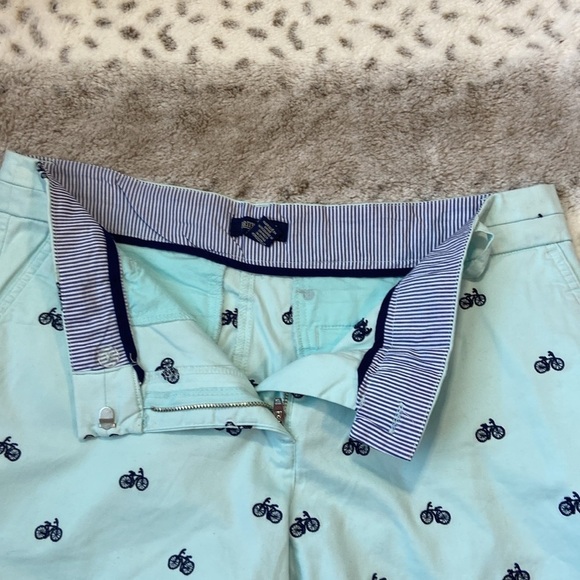 NWT! British Kahaki shorts size 10 mint green navy embroidered bicycle vacation - Picture 10 of 12